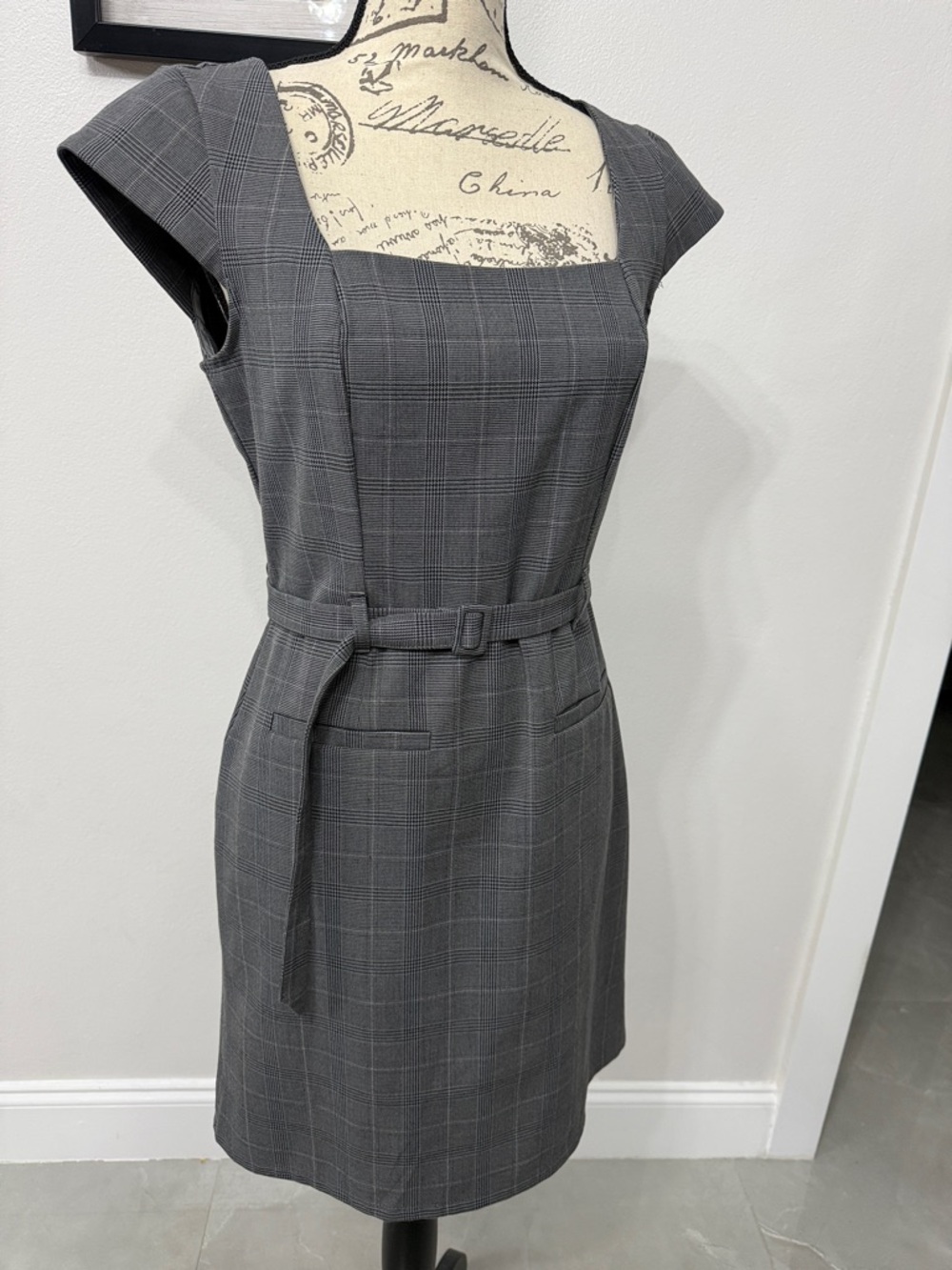 A new day Gray Plaid Square-Neck Midi Dress with Belt